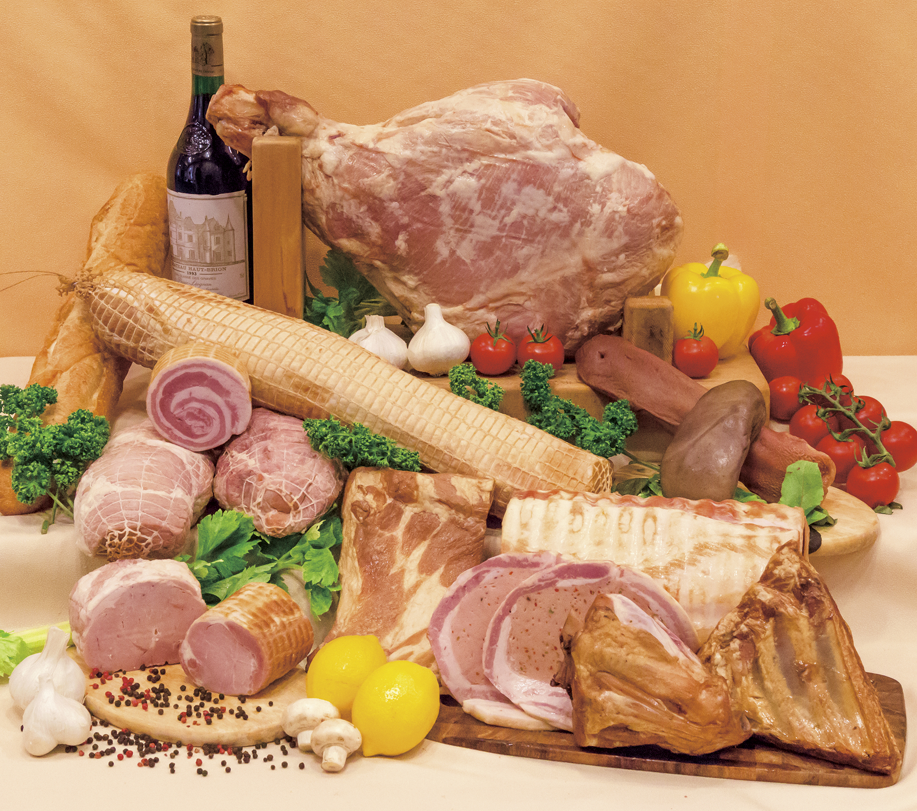 腸詰屋 | 腸詰屋の手作りハム・ソーセージ・サラミは国内産の豚肉や牛肉を使用した安全でおいしい品々です。